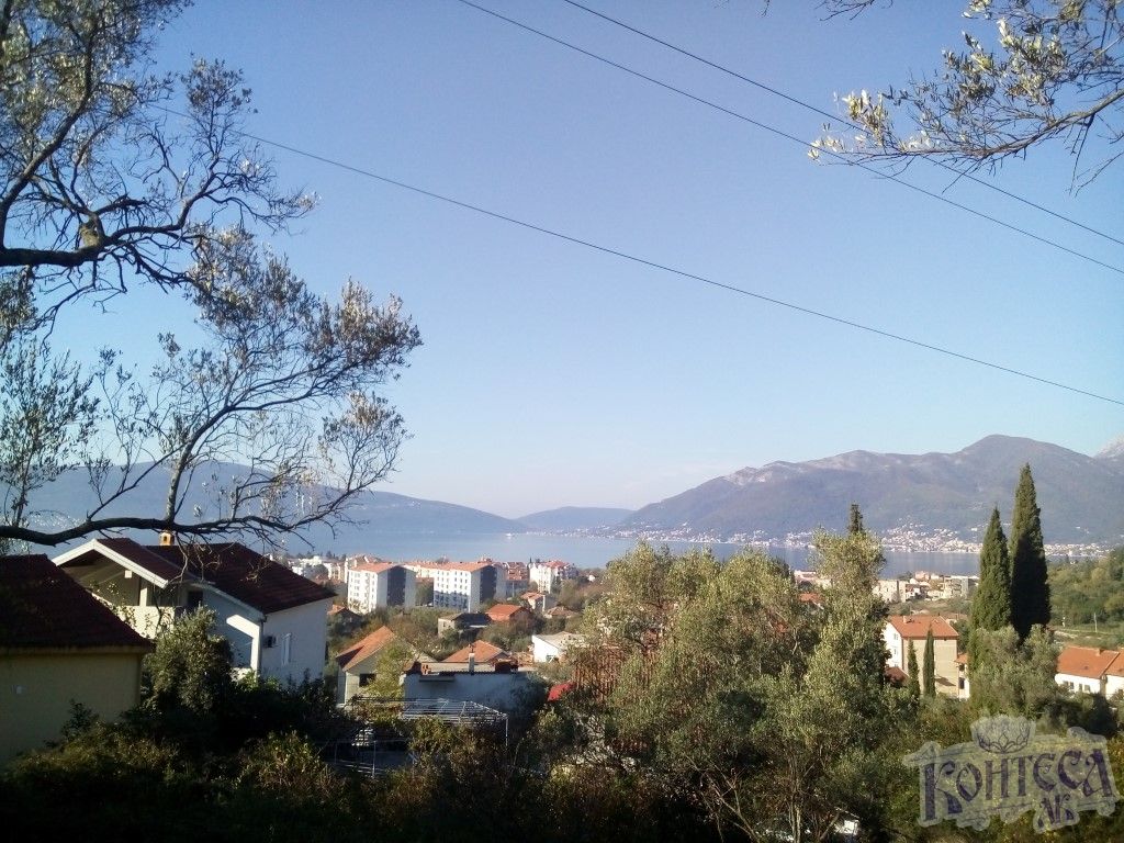 Отличный участок с видом на море - Тиват!