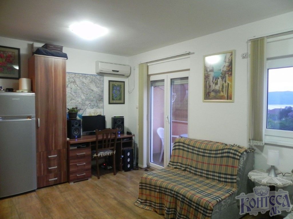 Garsonjera površine 27 m2, Tivat