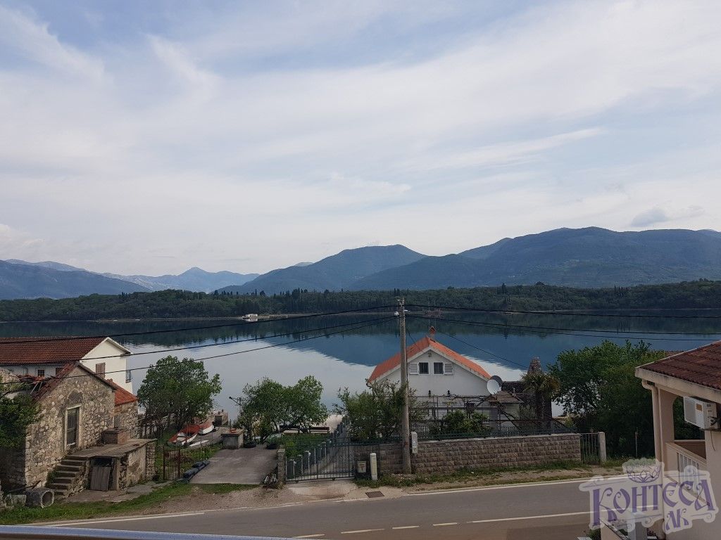Dvosoban stan na Obali Đuraševića- Tivat