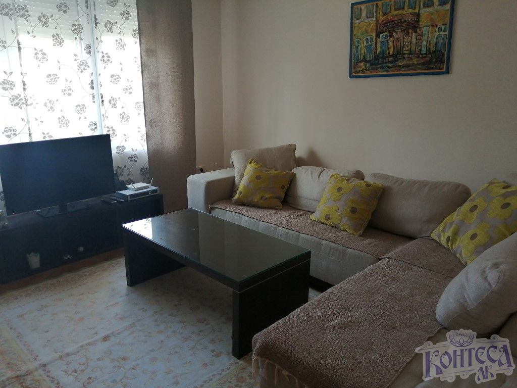 Двухкомнатная квартира в Тиват, аренда