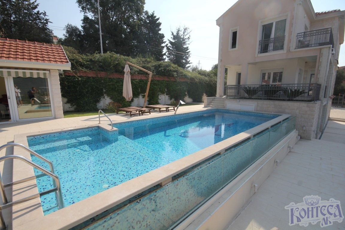 Недвижимость в Черногории, Герцег Нови, Дженовичи