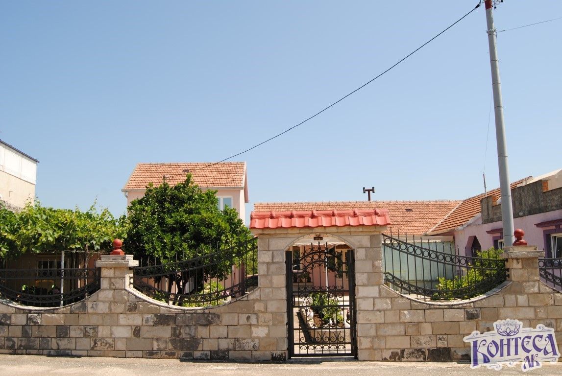 Отличный инвестиционный комплекс земли, Đuraševići - Тиват!