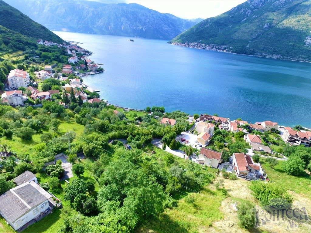 Urbanizovano zemljište sa panoramskim pogledom na more-Stoliv, Kotor