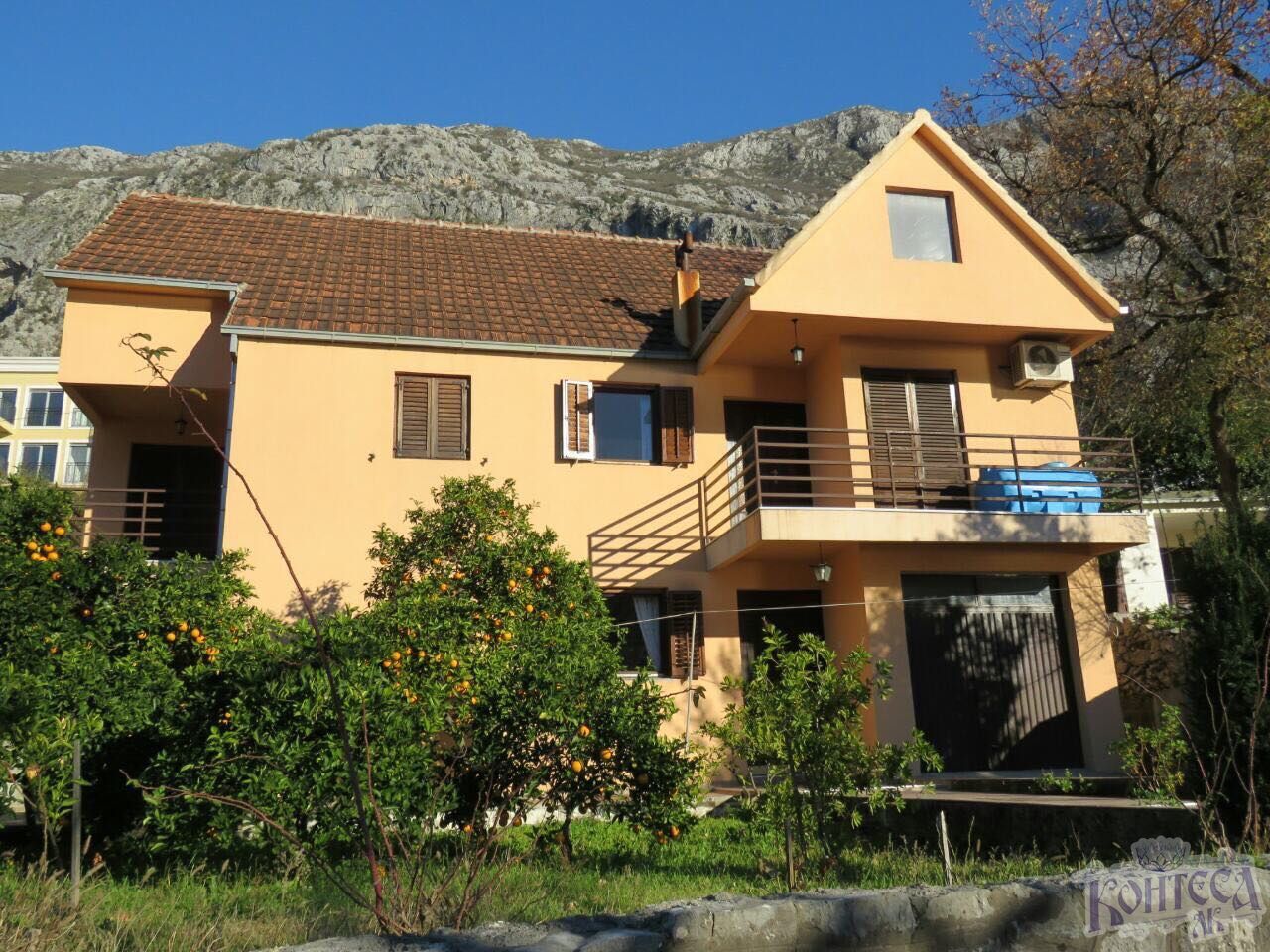 Дом 242м2 в Котор