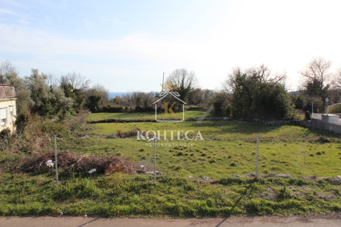 Urbanizovan plac na odličnoj lokaciji, Đuraševići-Tivat