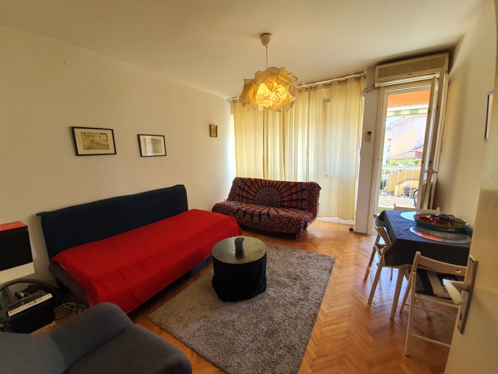 Studio apartment for rent in center of Tivat