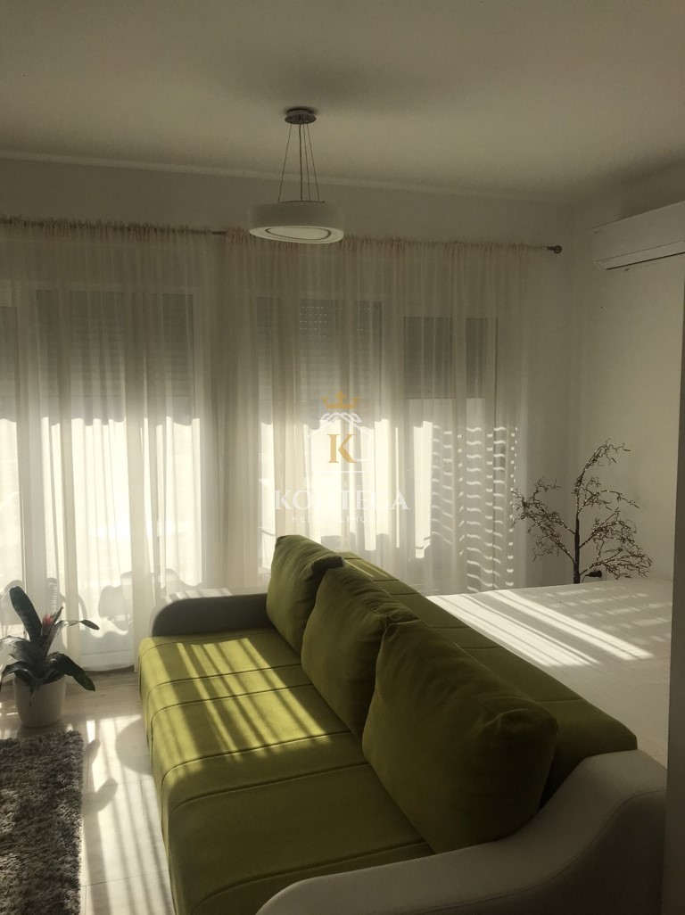 Kвартира студия – Тиват