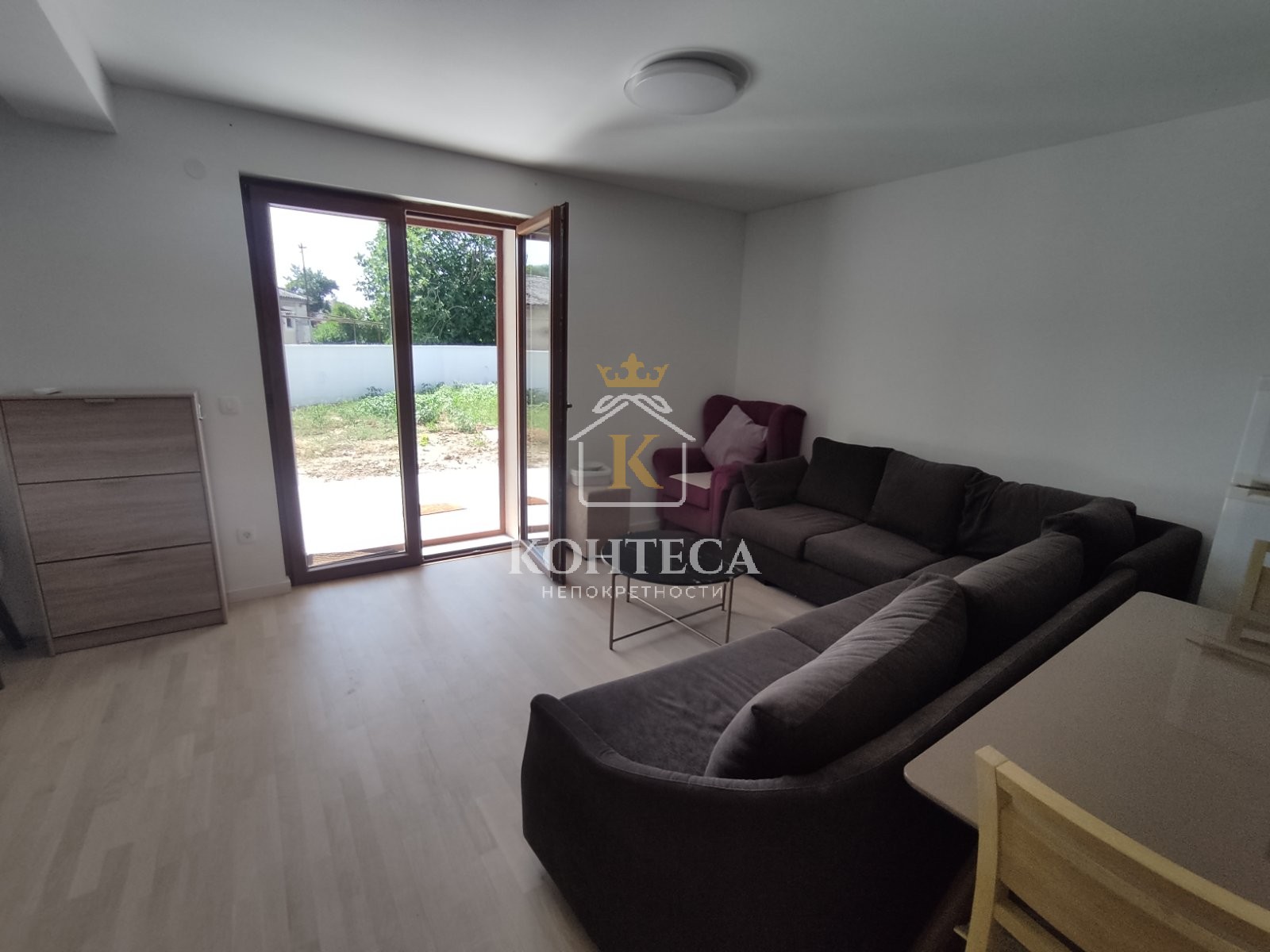 Двухкомнатная квартира в Тиват, продажа