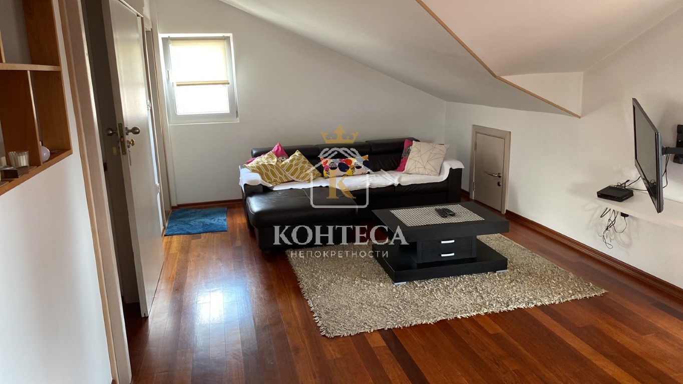 Двухкомнатная квартира в Тиват, аренда