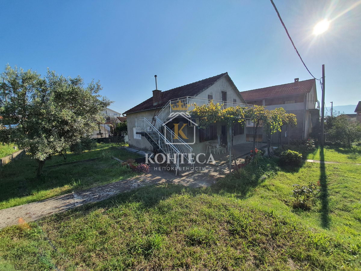 Дом  в Тиват