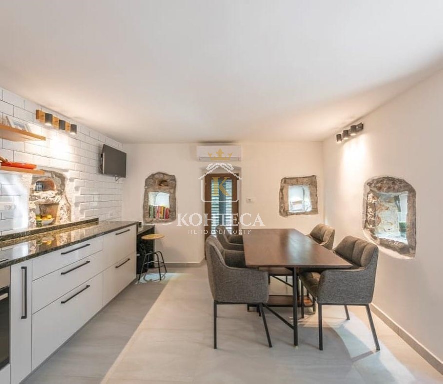 TIVAT WO RENOVATED AUTHENTIC STONE HOUSES RADOVICI TIVAT Kontesa