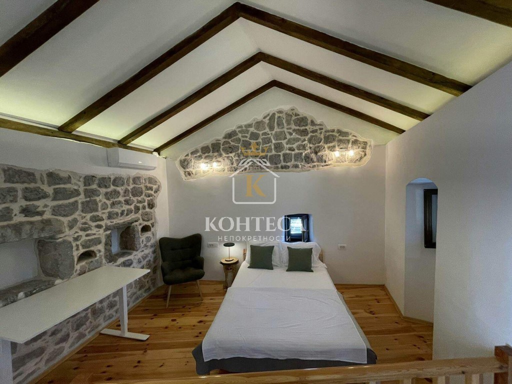 TIVAT WO RENOVATED AUTHENTIC STONE HOUSES RADOVICI TIVAT Kontesa