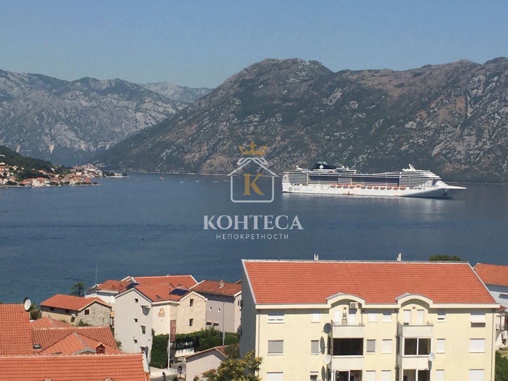 Dvosoban namješten stan sa pogledom na more, Dobrota-Kotor