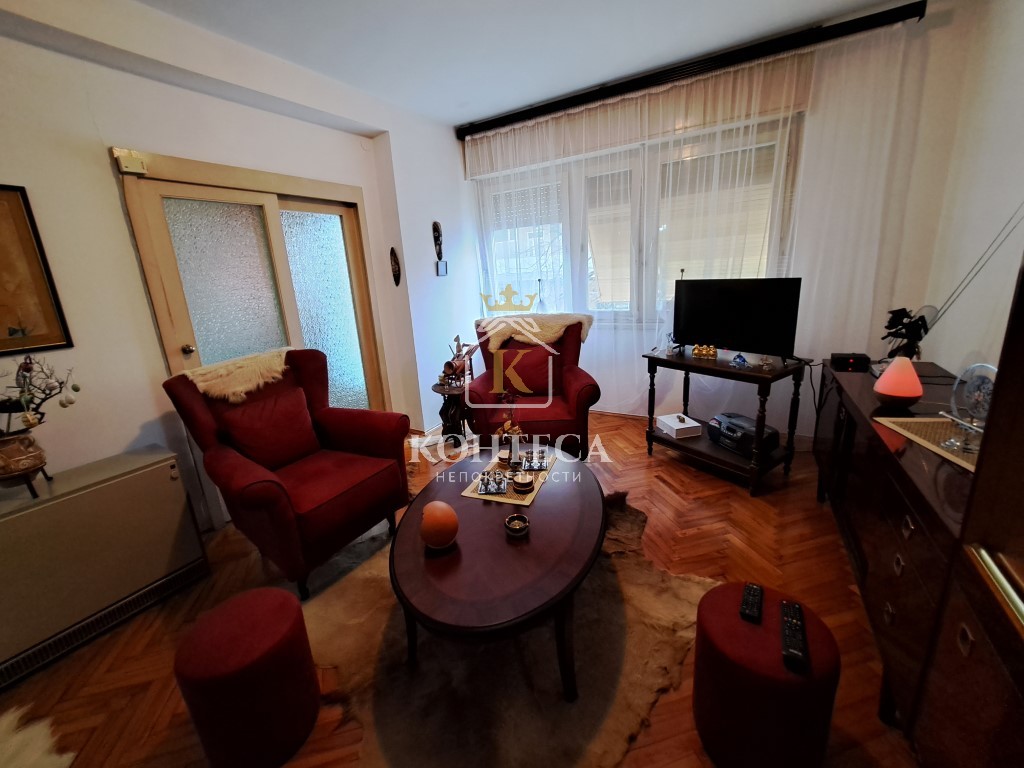 Spacious two bedroom apartment in center of Tivat
