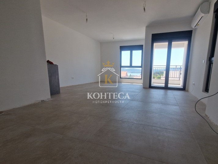 Trosoban stan u novogradnji, Kava-Tivat