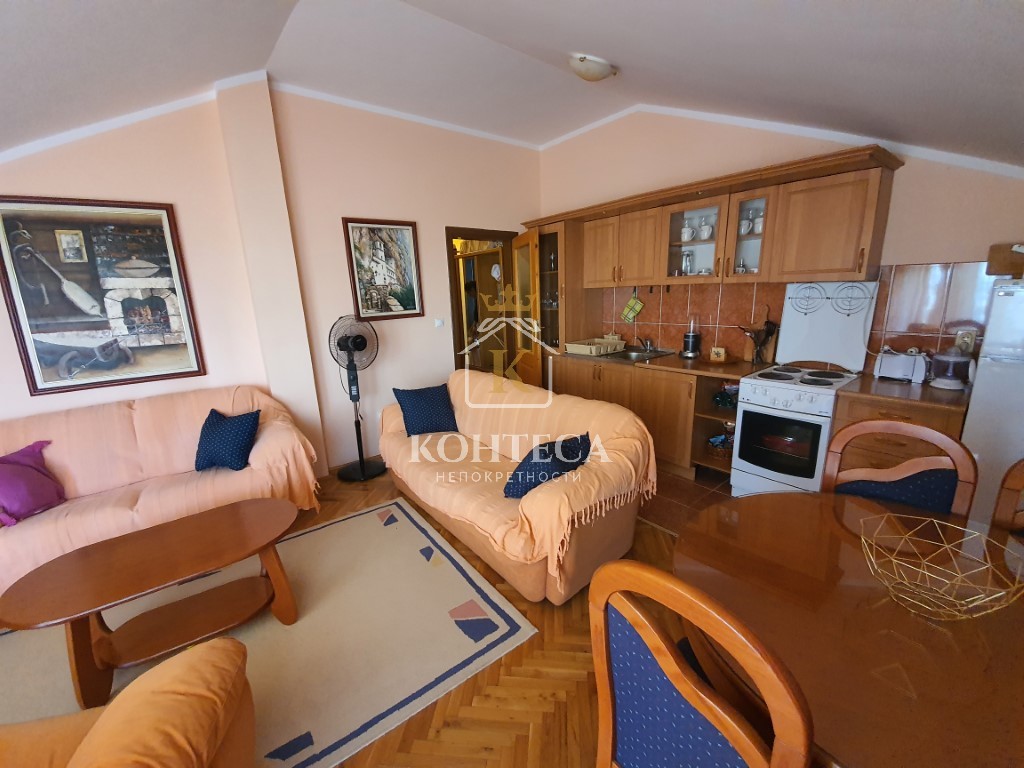 Two bedroom apartment in center