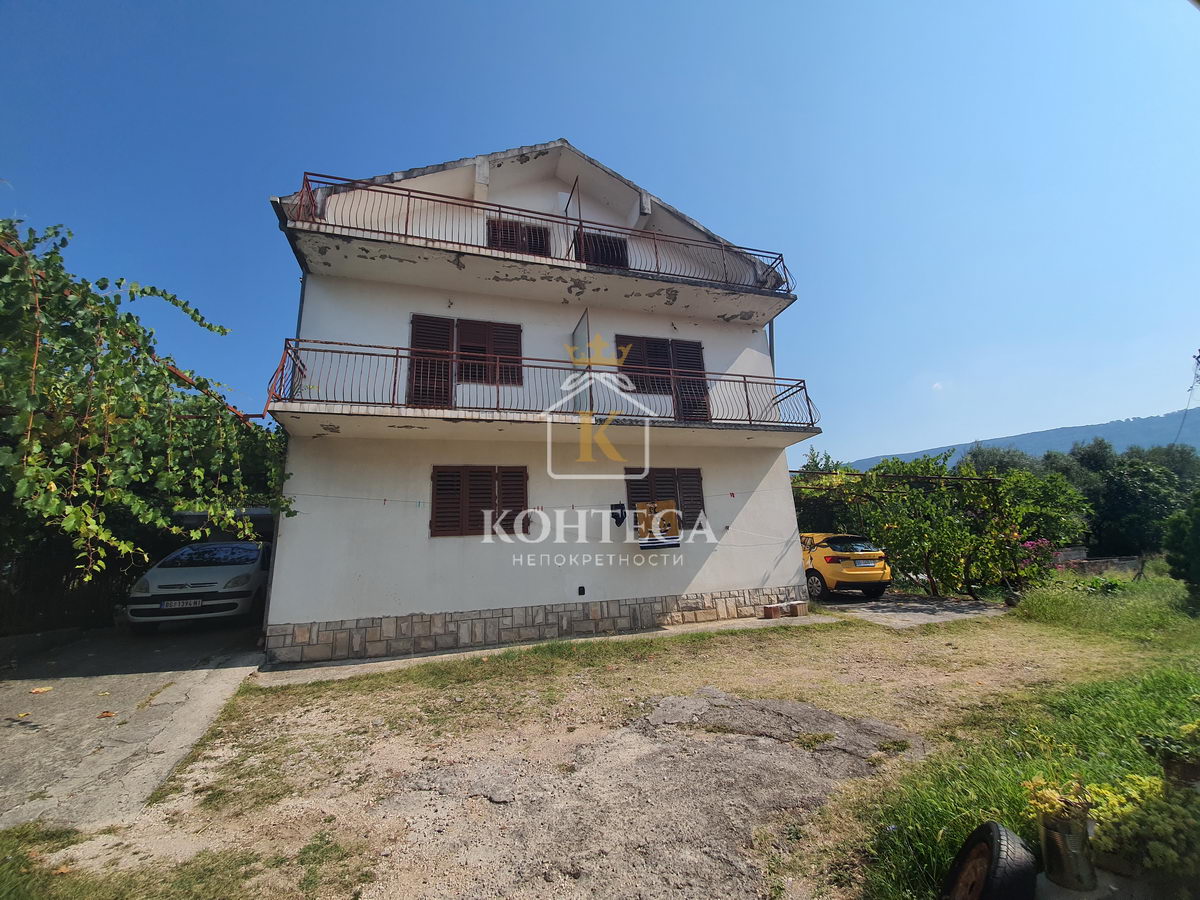 House in quiet part of the town, Dumidran-Tivat