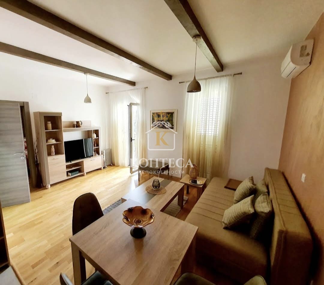 One bedroom apartment in the very center of Tivat