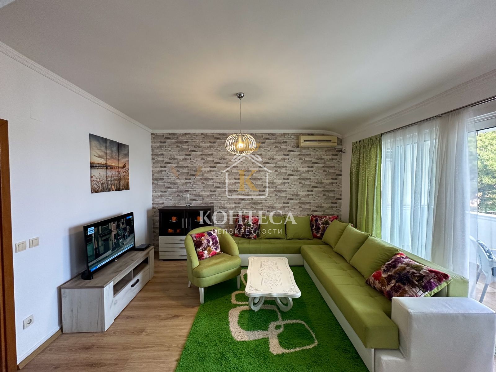 One-room apartment of 50m2 in the very center of the city of Tivat.