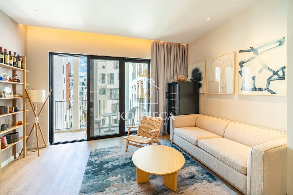 Полностью меблированная квартира с одной спальней в престижном жилом комплексе Boka Place в Тивате