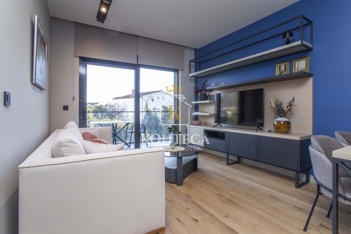 Luksuzan jednosoban stan, Donja Lastva-Tivat