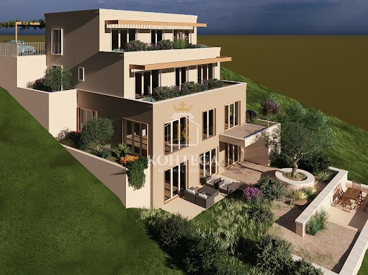 Urbanizovan plac sa pogledom na more-Tivat