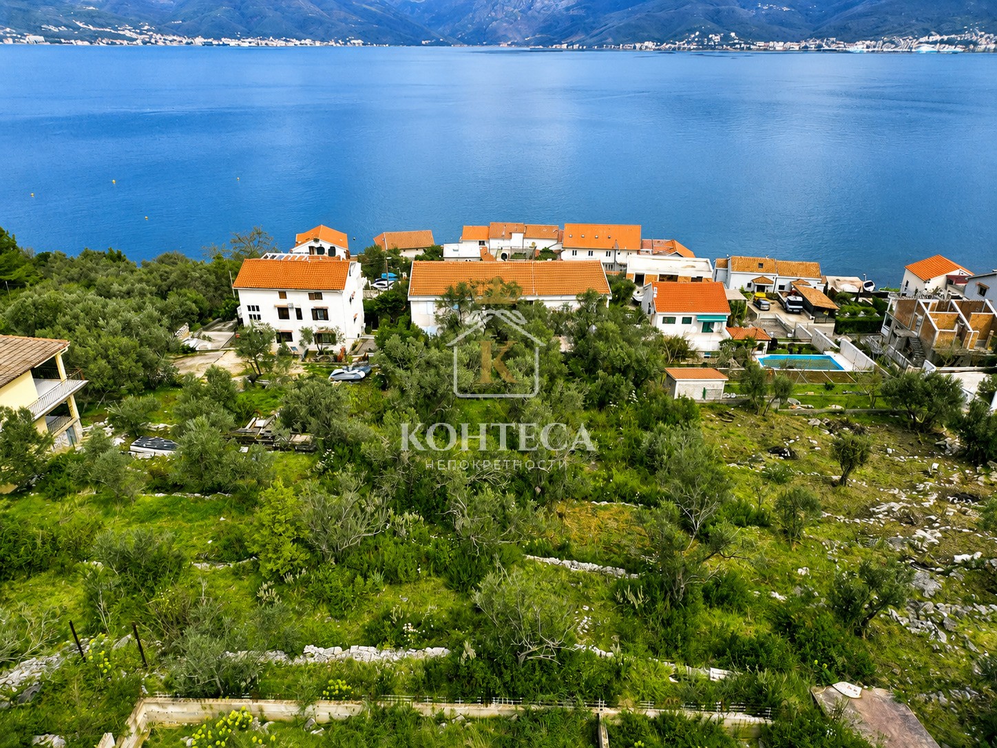 Excellent, urbanized plot of land with sea view - Krašići, Tivat